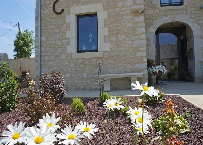 Les Oiseaux De Passage فندق مبيت وإفطار 4*