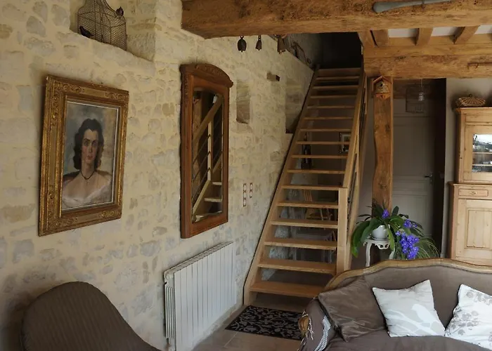 Les Oiseaux De Passage إيزيغني سور مير