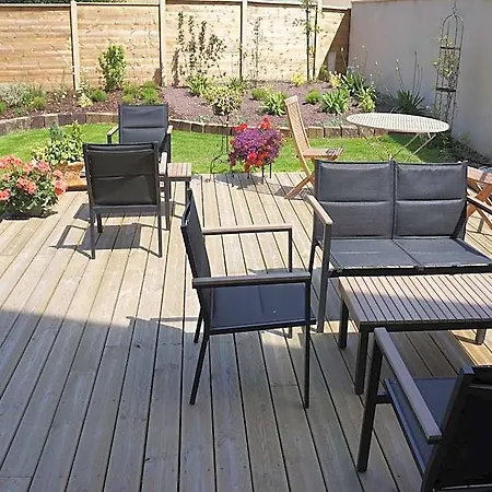 Les Oiseaux De Passage Bed & Breakfast 4*